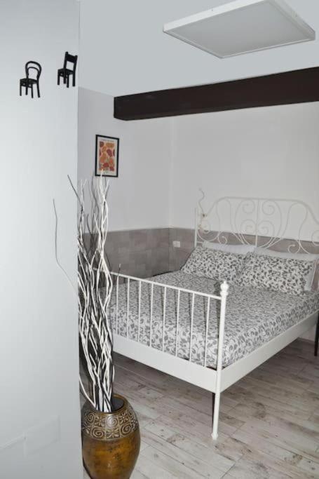 Casa Mya - Studio Flat ナポリ エクステリア 写真